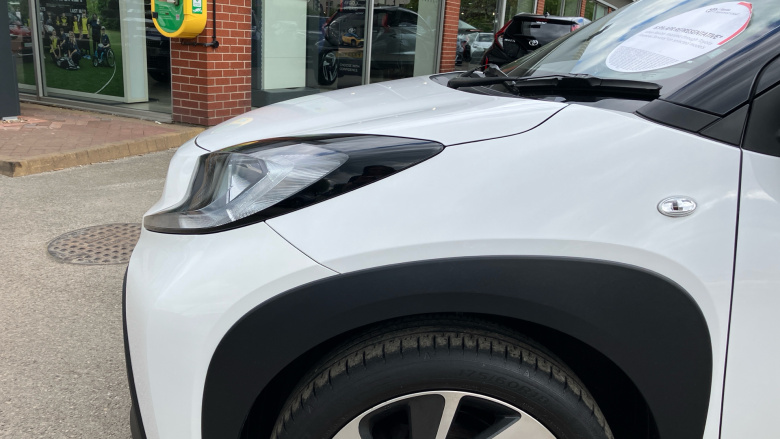 Toyota Aygo X 1.0 VVT-i Edge 5dr Petrol Hatchback